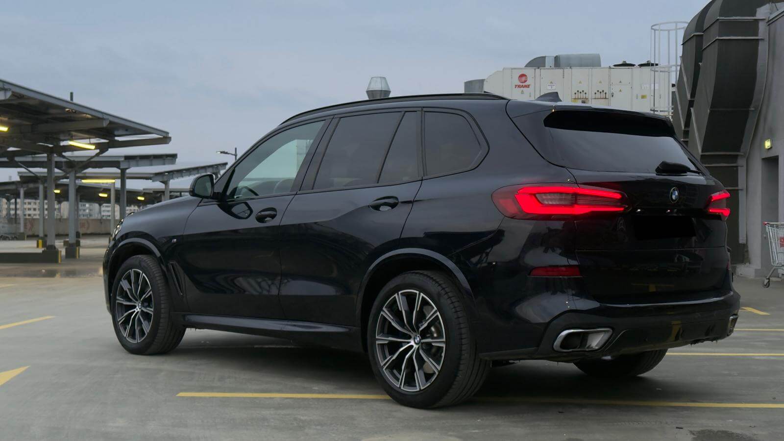 BMW X5 2020 - panoramic roof